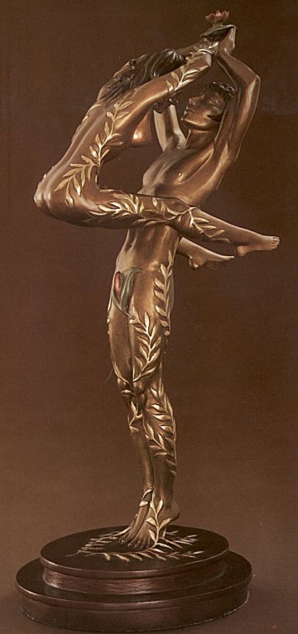 "Amants" bronze sculpture by Erte