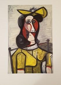 "Portrait de Femme au Chapeau et à la Robe Vert Jaune" (Portrait of a Woman with a Hat and a Green Yellow Dress)